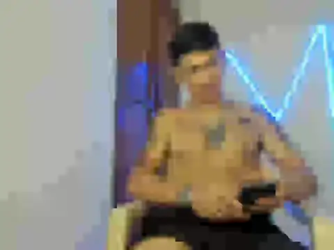 Snapshot of MasterSEX420 chatting on February 11, 6:35 pm MasterSEX420 online show from February 11, 6:35 pm