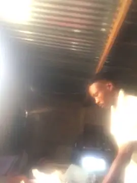 DWildB online show from March 8, 2:43 pm