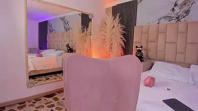 EmmaTorres  online show from February 25, 10:08 pm