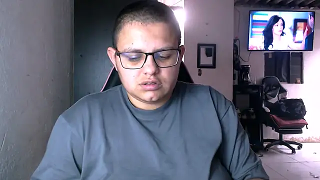 Snapshot of tatsumi_nao chatting on January 15, 3:16 pm tatsumi nao online show from January 15, 3:16 pm