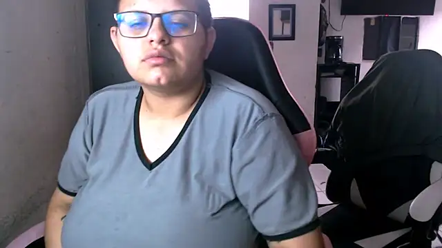 Snapshot of tatsumi_nao chatting on February 1, 5:11 pm tatsumi nao online show from February 1, 5:11 pm