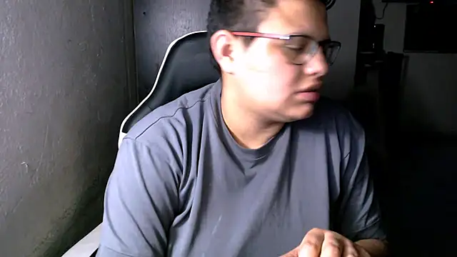 Snapshot of tatsumi_nao chatting on February 8, 4:16 am tatsumi nao online show from February 8, 4:16 am