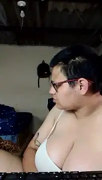 Snapshot of tatsumi_nao chatting on February 15, 6:04 pm tatsumi nao online show from February 15, 6:04 pm