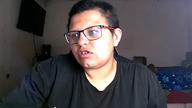 Snapshot of tatsumi_nao chatting on February 17, 9:43 pm tatsumi nao online show from February 17, 9:43 pm