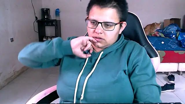 Snapshot of tatsumi_nao chatting on February 18, 5:53 pm tatsumi nao online show from February 18, 5:53 pm