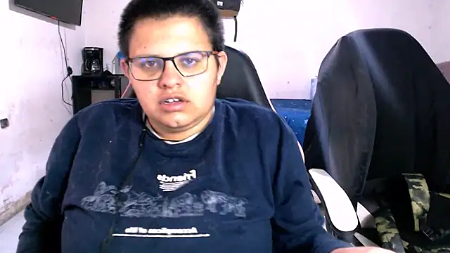 Snapshot of tatsumi_nao chatting on February 19, 8:05 pm tatsumi nao online show from February 19, 8:05 pm