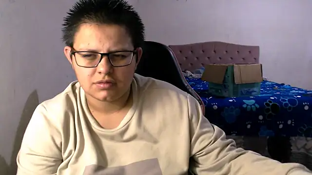 Snapshot of tatsumi_nao chatting on March 7, 1:02 am tatsumi nao online show from March 7, 1:02 am