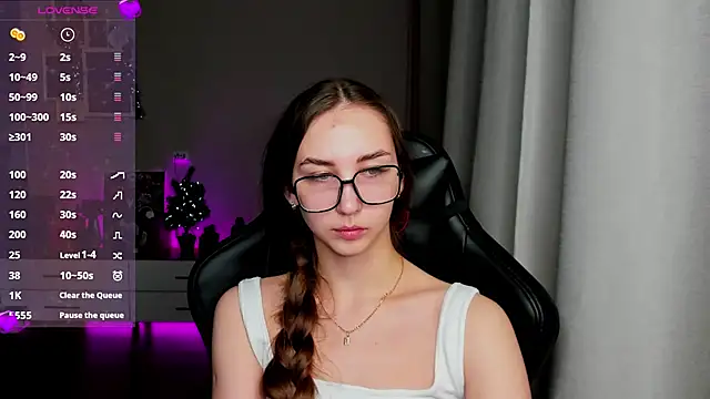 Sm0ly online show from December 25, 1:20 am