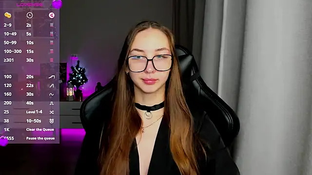 Sm0ly online show from January 10, 1:32 am