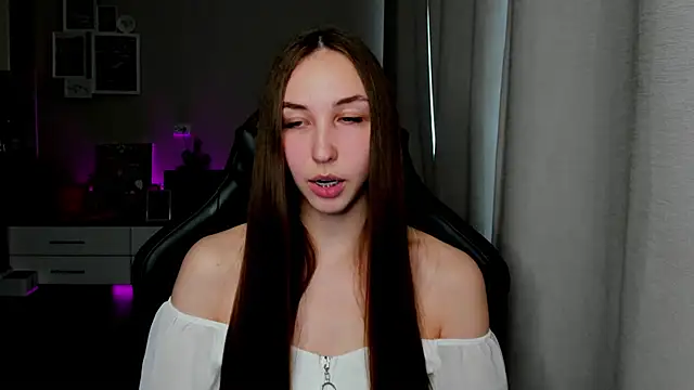 Sm0ly online show from May 18, 4:07 am