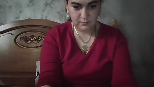 Snapshot of milfmomxx chatting on November 16, 11:16 am milfmomxx online show from November 16, 11:16 am