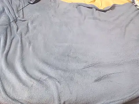 Snapshot of Tequila_Bby chatting on December 15, 12:28 pm Tequila Bby online show from December 15, 12:28 pm