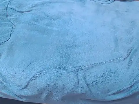 Snapshot of Tequila_Bby chatting on December 16, 6:21 am Tequila Bby online show from December 16, 6:21 am