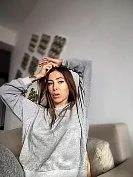 RaquelleDevon online show from October 3, 10:34 am