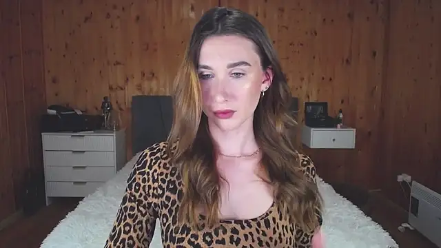 Snapshot of KellyBeeal chatting on January 17, 12:10 pm KellyBeeal online show from January 17, 12:10 pm