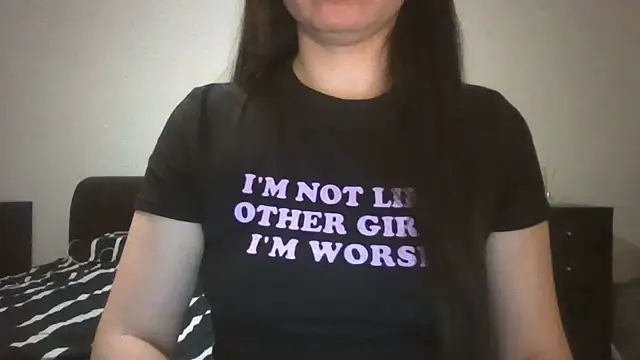 VanesaJewelz online show from March 11, 6:30 pm