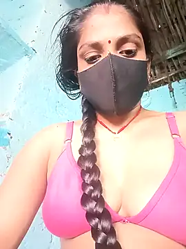 Snapshot of haymona chatting on March 12, 7:02 am haymona online show from March 12, 7:02 am