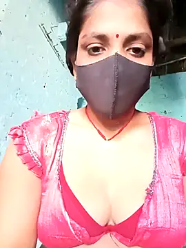 Snapshot of haymona chatting on March 23, 7:53 am haymona online show from March 23, 7:53 am