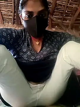 Snapshot of haymona chatting on October 8, 6:44 am haymona online show from October 8, 6:44 am