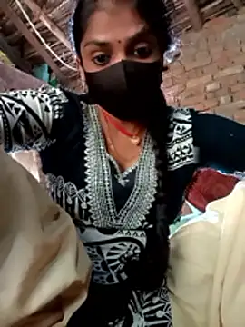 Snapshot of haymona chatting on October 16, 9:43 am haymona online show from October 16, 9:43 am