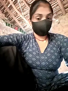 Snapshot of haymona chatting on October 28, 6:28 am haymona online show from October 28, 6:28 am