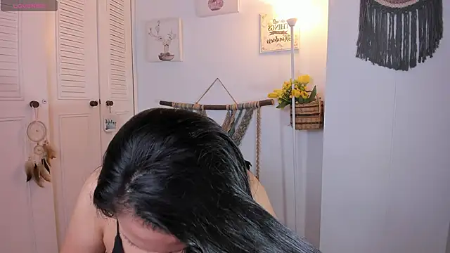 anaruiz  online show from November 8, 2:12 am