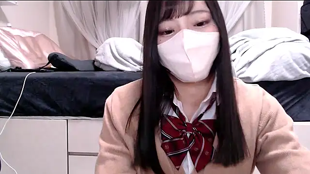 Snapshot of _chanMOMO_ chatting on February 25, 10:47 am  chanMOMO  online show from February 25, 10:47 am