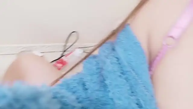 Snapshot of _chanMOMO_ chatting on December 4, 12:14 pm chanMOMO online show from December 4, 12:14 pm