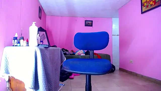 jessica Badenoch online show from December 22, 3:44 am