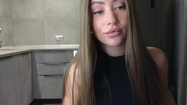 Snapshot of Cinderella____ chatting on February 25, 8:51 pm Cinderella online show from February 25, 8:51 pm