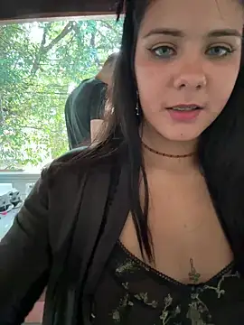 samantha kevin online show from December 15, 8:15 pm