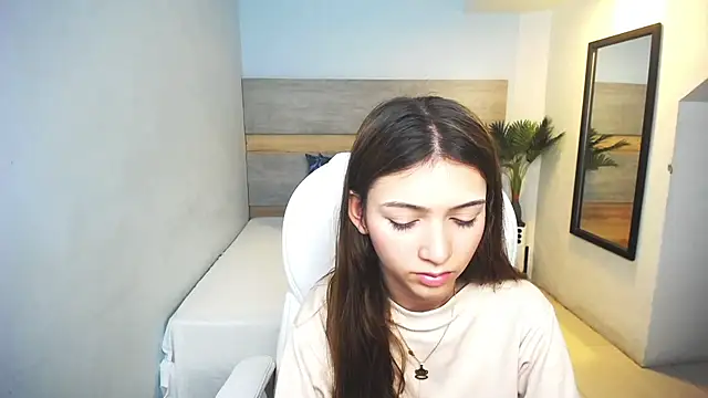 Snapshot of liseth_fox chatting on December 12, 6:53 pm liseth fox online show from December 12, 6:53 pm