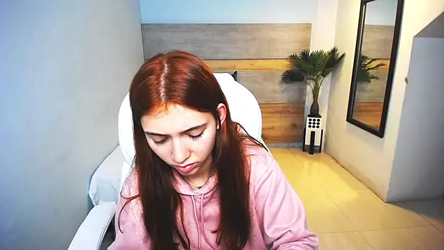 Snapshot of liseth_fox chatting on December 27, 6:42 pm liseth fox online show from December 27, 6:42 pm