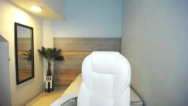 Snapshot of liseth_fox chatting on January 14, 7:32 pm liseth fox online show from January 14, 7:32 pm