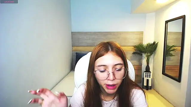 Snapshot of liseth_fox chatting on March 14, 7:55 pm liseth fox online show from March 14, 7:55 pm