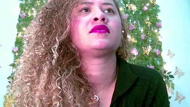 Crysrus online show from March 18, 2:15 am