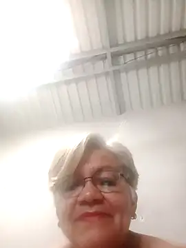 Snapshot of Madrastrahot69 chatting on September 16, 8:54 pm Madrastrahot69 online show from September 16, 8:54 pm