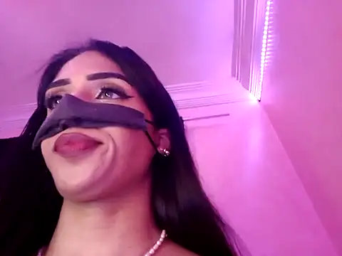 ---sophia--- online show from October 4, 9:40 am