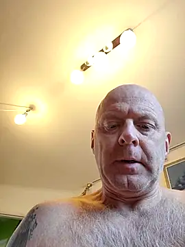 Snapshot of Alwaysreadysex69 chatting on November 11, 10:48 am Alwaysreadysex69 online show from November 11, 10:48 am