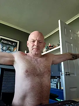 Snapshot of Alwaysreadysex69 chatting on February 25, 10:36 am Alwaysreadysex69 online show from February 25, 10:36 am