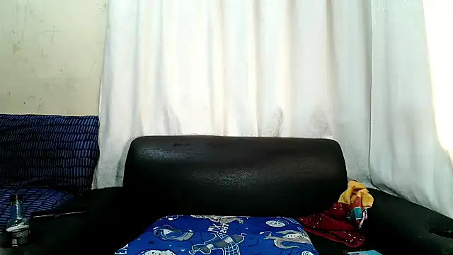 XIndianXFireBallX online show from June 13, 9:07 am