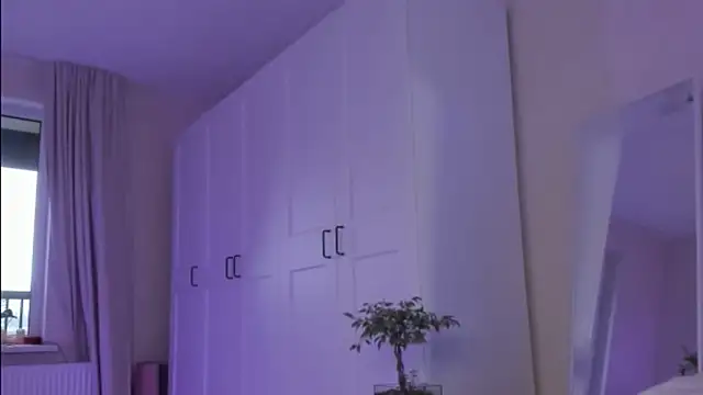 agelandreww online show from October 27, 1:04 pm