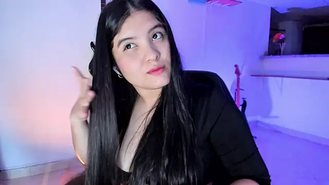 Snapshot of lilpervertgirl chatting on October 12, 5:50 am lilpervertgirl online show from October 12, 5:50 am