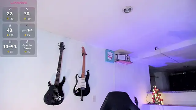 Snapshot of lilpervertgirl chatting on December 5, 5:49 am lilpervertgirl online show from December 5, 5:49 am