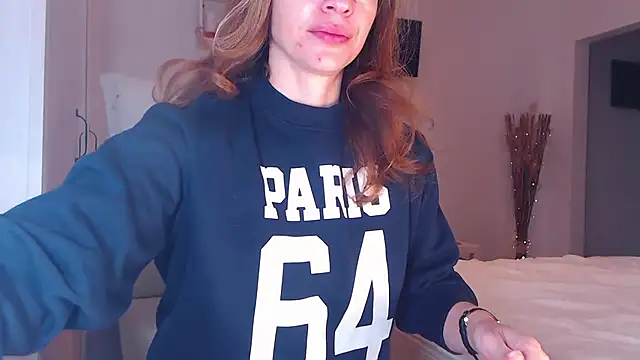 AdeleLovely online show from January 19, 6:17 am