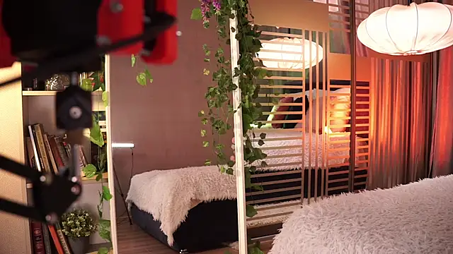 Snapshot of AnnLevine chatting on March 9, 11:14 am AnnLevine online show from March 9, 11:14 am