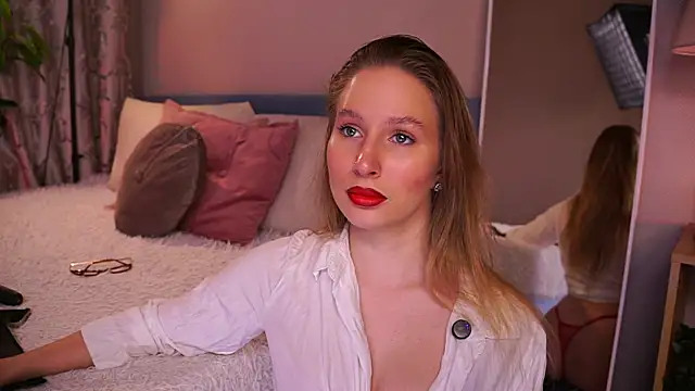 Snapshot of AnnLevine chatting on October 16, 2:07 pm AnnLevine online show from October 16, 2:07 pm