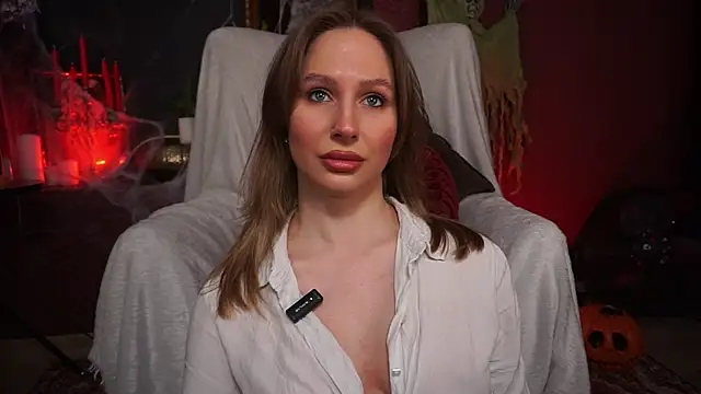 Snapshot of AnnLevine chatting on October 30, 1:56 pm AnnLevine online show from October 30, 1:56 pm