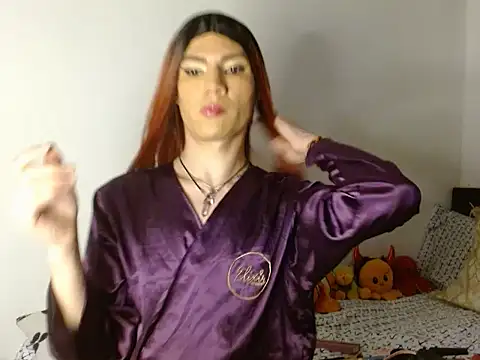 Snapshot of luna_grans_777 chatting on January 12, 4:21 am luna grans 777 online show from January 12, 4:21 am