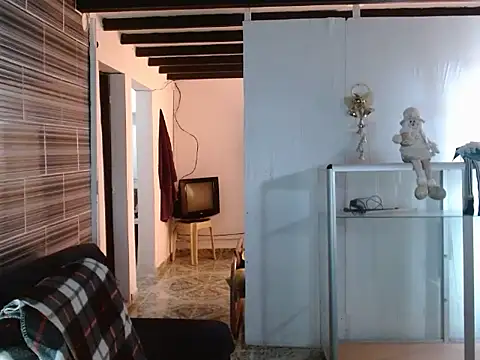 Snapshot of luna_grans_777 chatting on February 8, 6:33 pm luna grans 777 online show from February 8, 6:33 pm